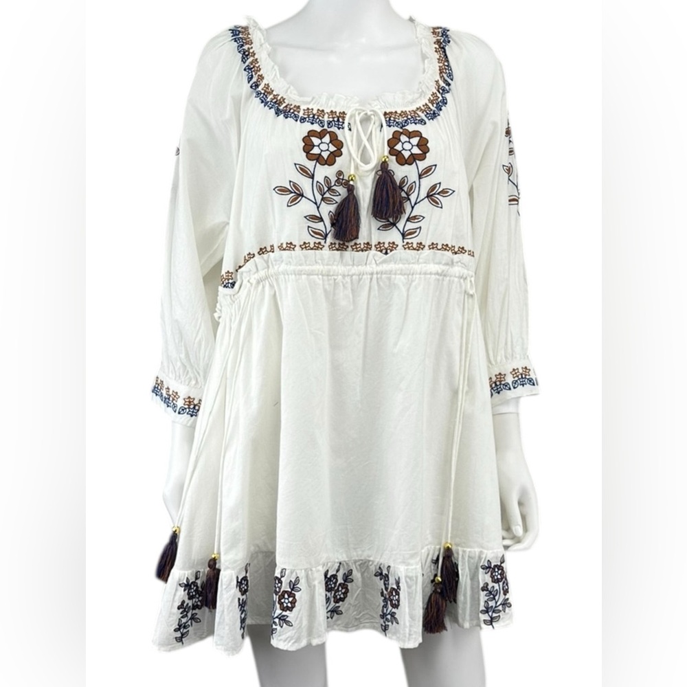 Mahila NWT White Embroidered Felicity Dress Size L M0518